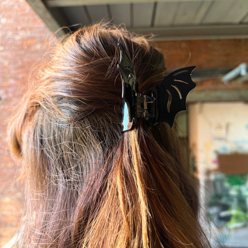 Halloween Hair Claw Clips – Ghost, Bat, Jack O’Lantern & Candy Corn Accessories for Spooky Season