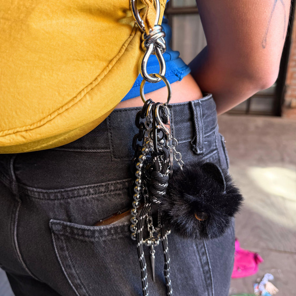 Black Cat Bag Charm Keychain – Gothic Cute Chain Cluster Accessory