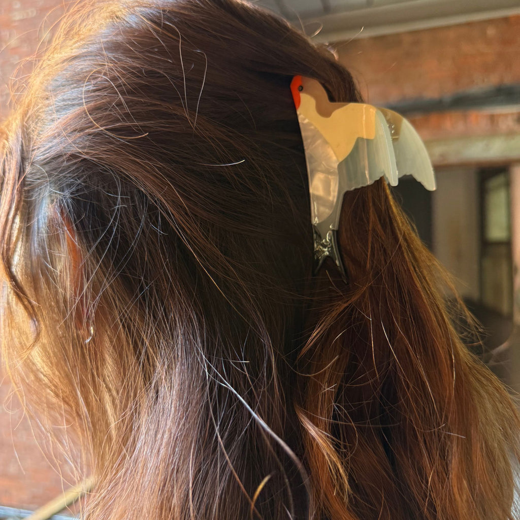 Swallow-Tailed Bird Hair Claw Clip – Nature-Inspired & Whimsical