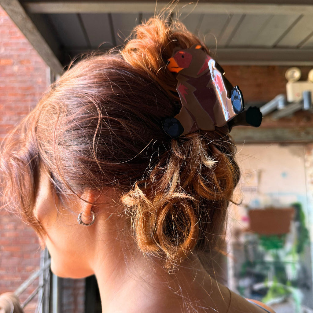 Brown Bear Hair Claw Clip – Nature-Inspired & Outdoorsy