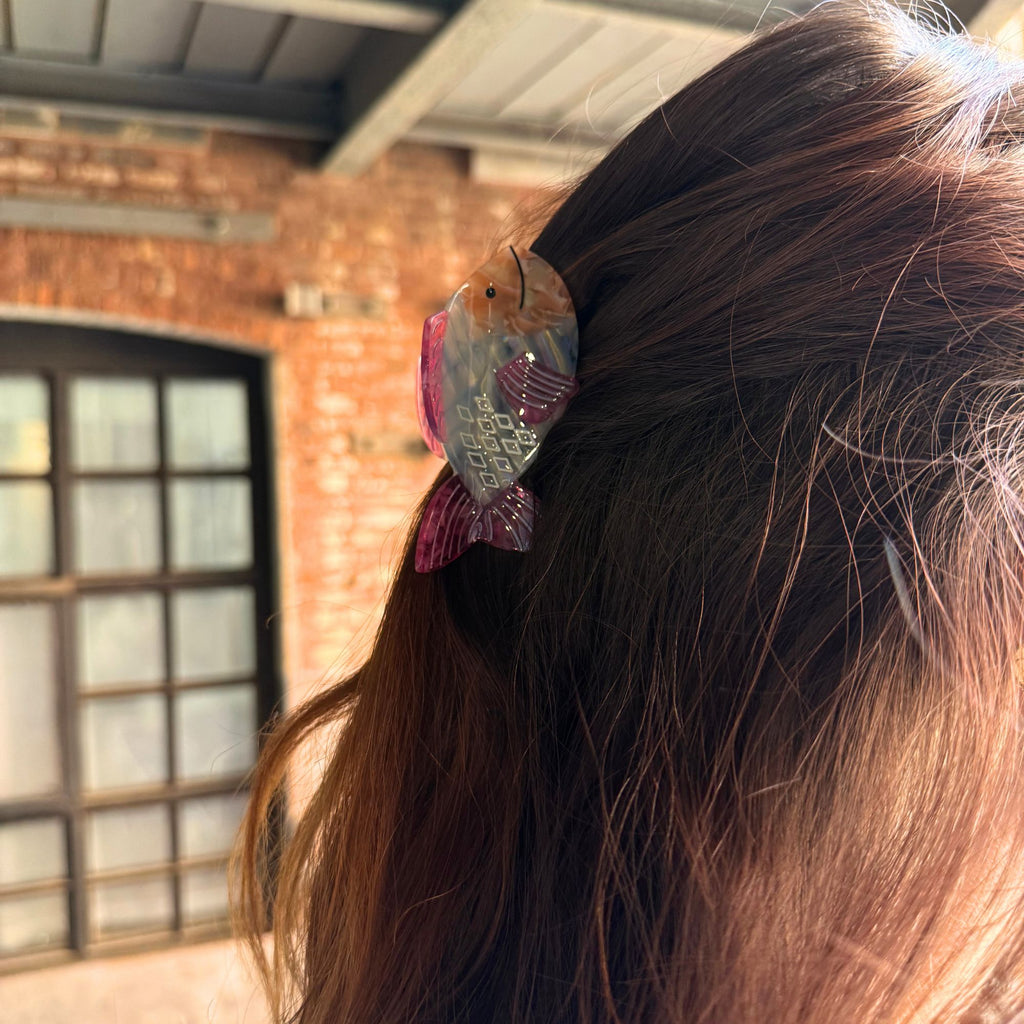 Tropical Fish Hair Claw Clip – Colorful Ocean-Inspired Accessory (Assorted)