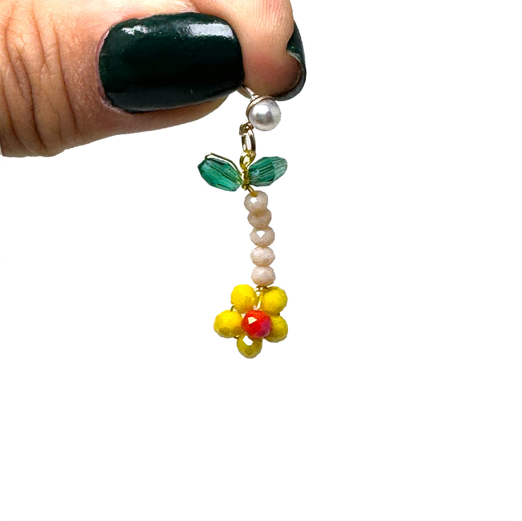 Poppy Beaded Flower 🌼 Earrings