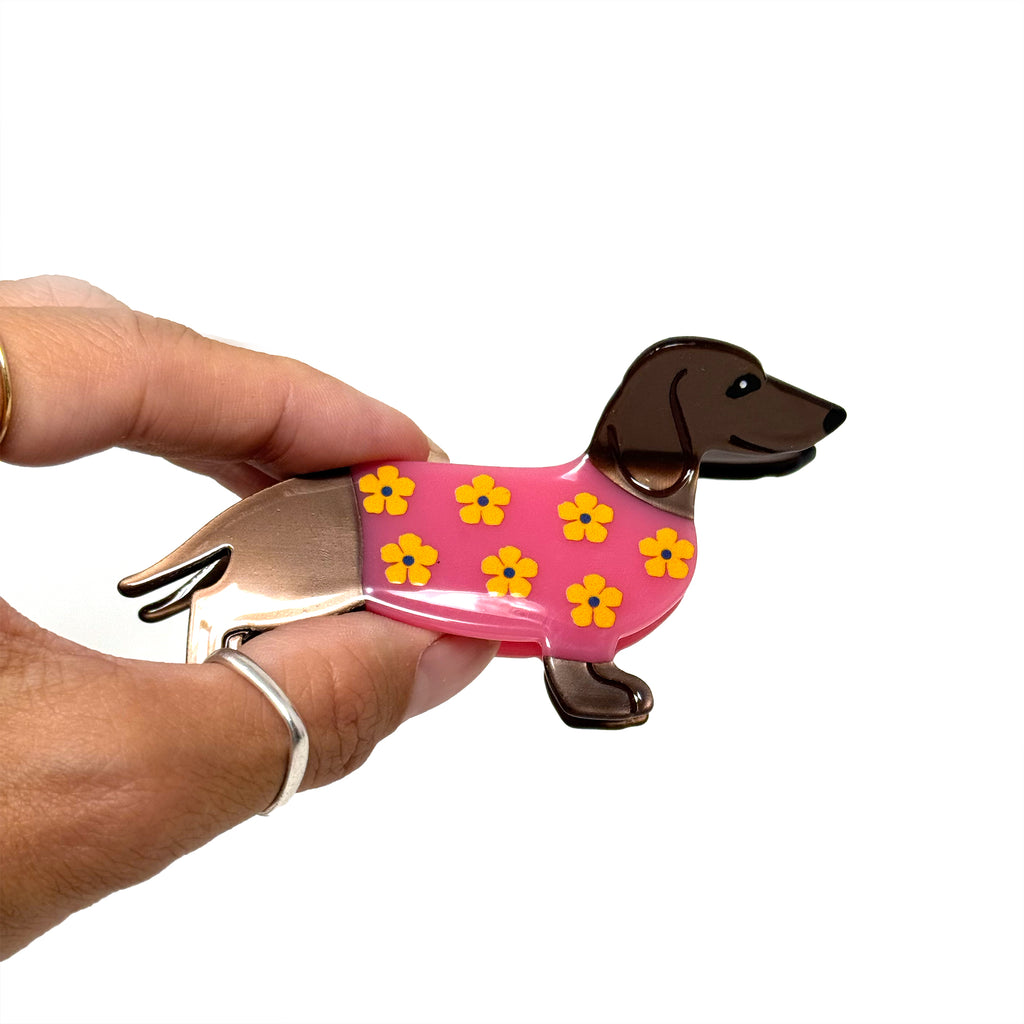 Dachshund Wearing Aloha Shirt Hair Claw (RUBS x Sabyloo collab)