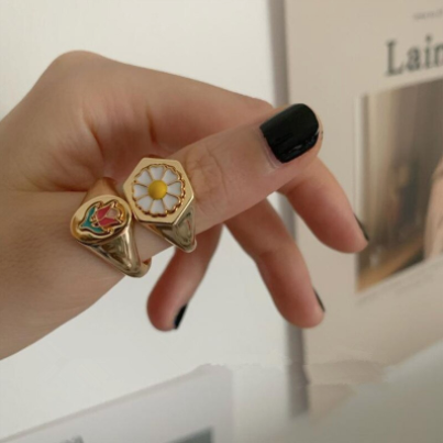 Daisy Flower Ring